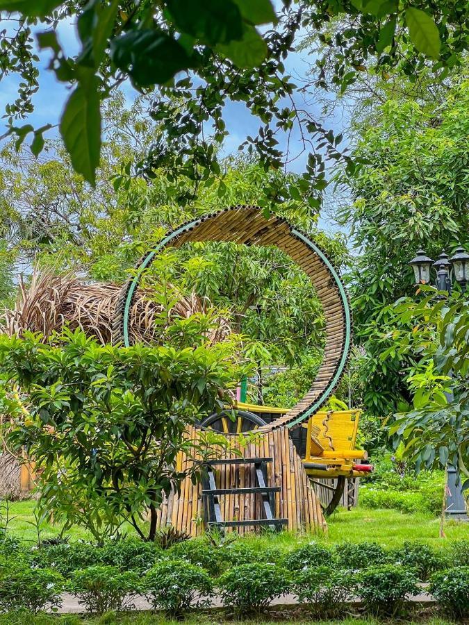 Moly Resort Kampot Exterior photo