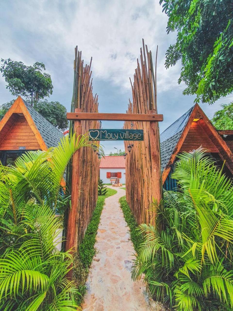 Moly Resort Kampot Exterior photo